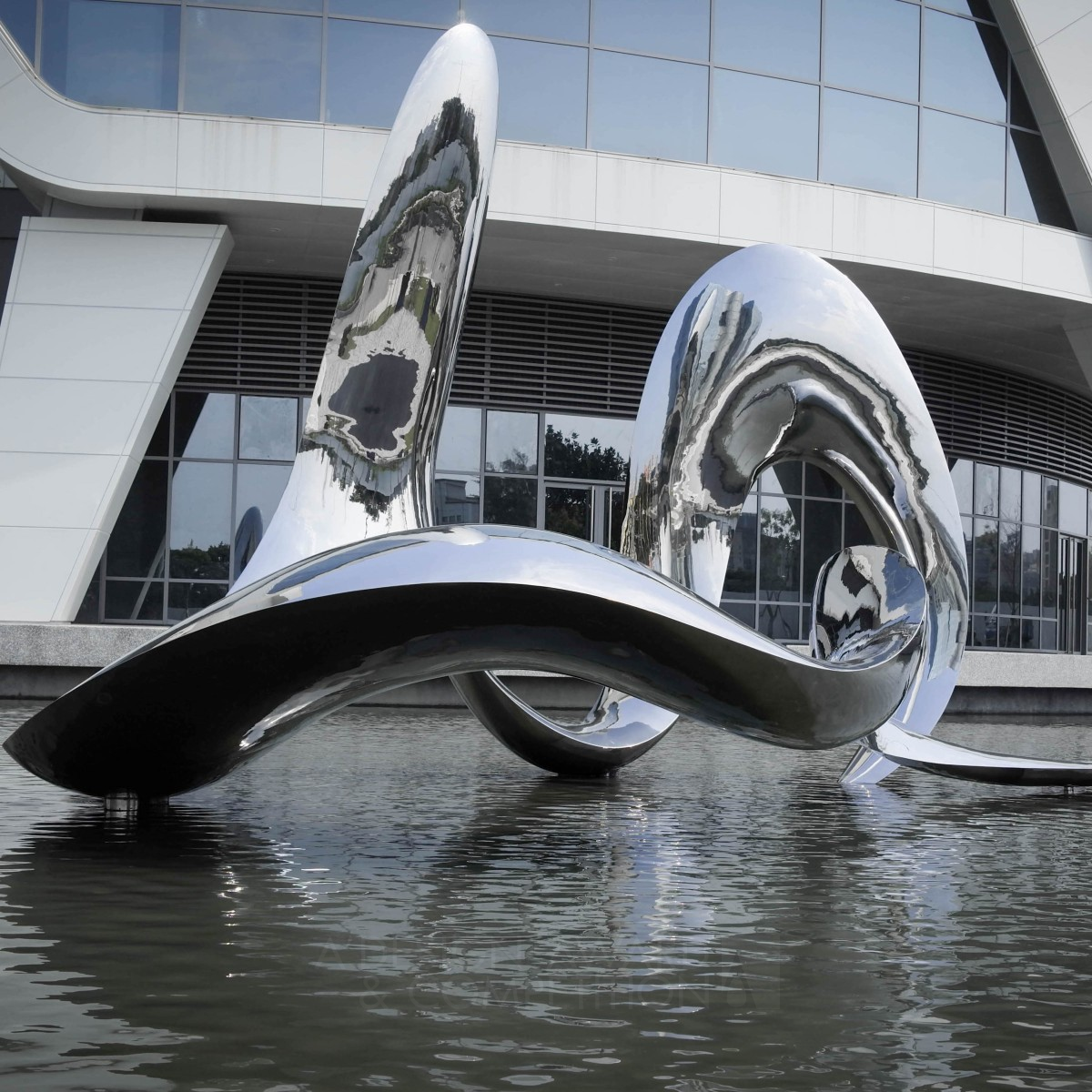 Flow With the Sprit of Water Public Art by Iutian Tsai Platinum Fine Arts and Art Installation Design Award Winner 2020 