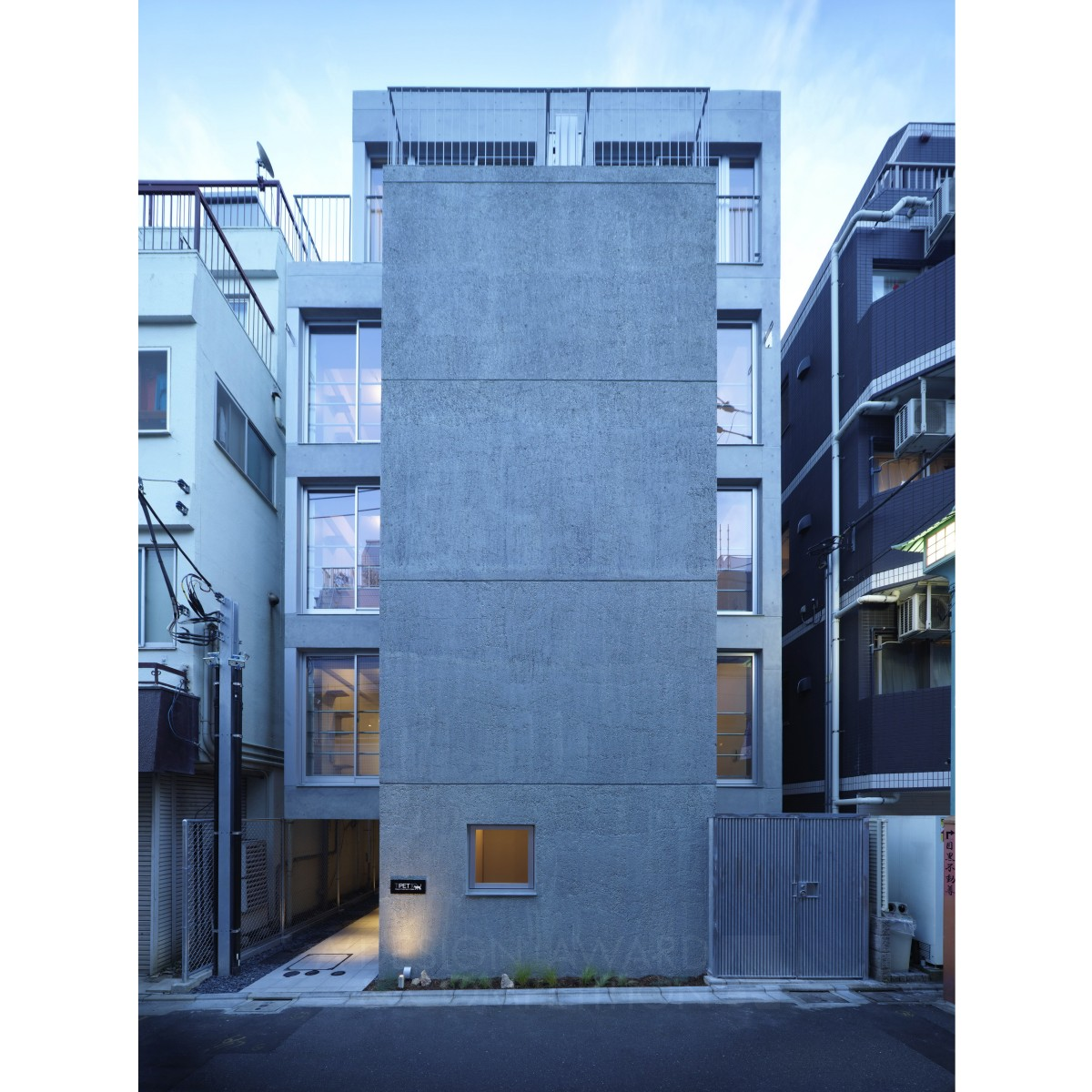 Fudomae Apartment with Six Voids Complex by Akira Koyama Bronze Architecture, Building and Structure Design Award Winner 2021 