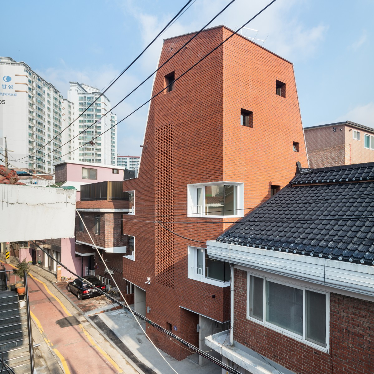 Sista House Housing by Junghee Lee Bronze Architecture, Building and Structure Design Award Winner 2021 