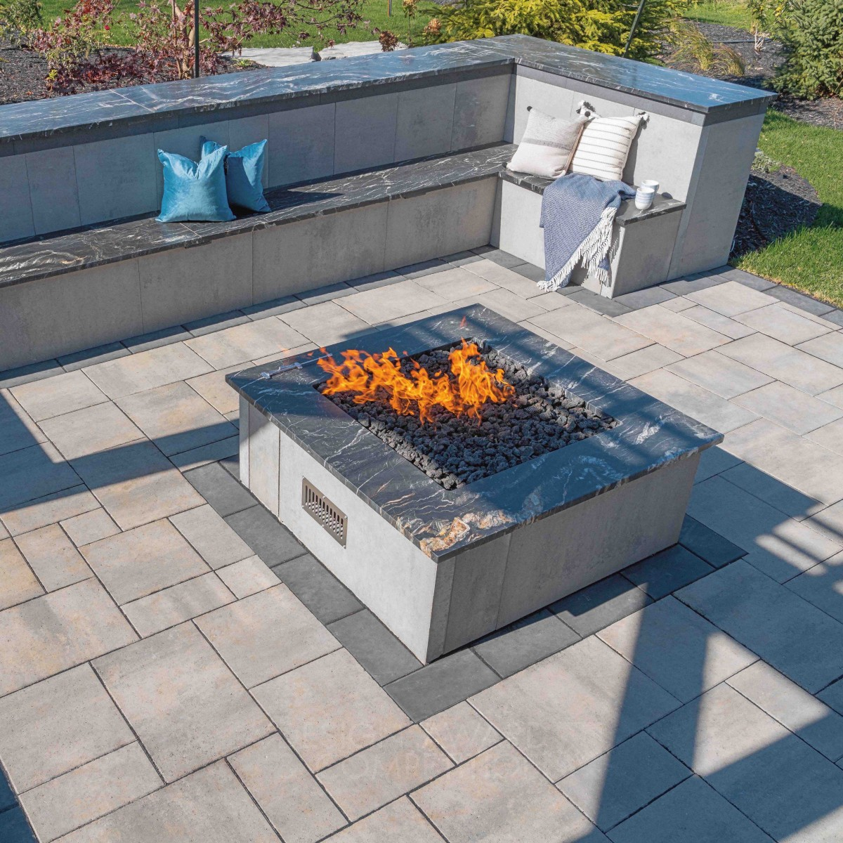 Artforms Artex Concrete Panel System by Belgard Bronze Garden and Outdoor Furniture Design Award Winner 2021 