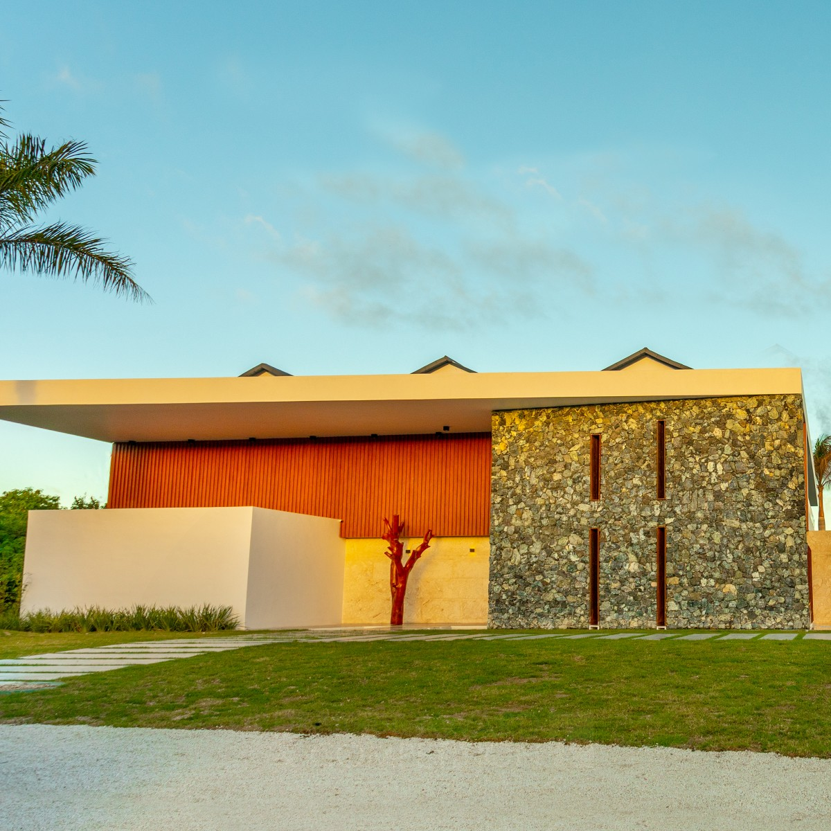 Villa Antioquia House by Dante Luna Iron Architecture, Building and Structure Design Award Winner 2021 