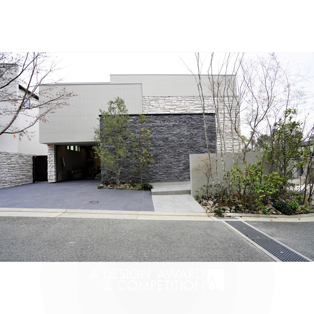 St Residential House by Michihiro Matsuo Bronze Architecture, Building and Structure Design Award Winner 2021 