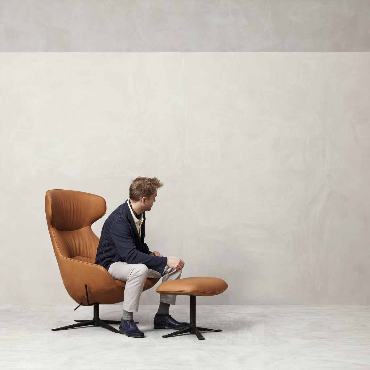 Porto Relax Chair by Frans Schrofer - Studio Schrofer Silver Furniture Design Award Winner 2022 