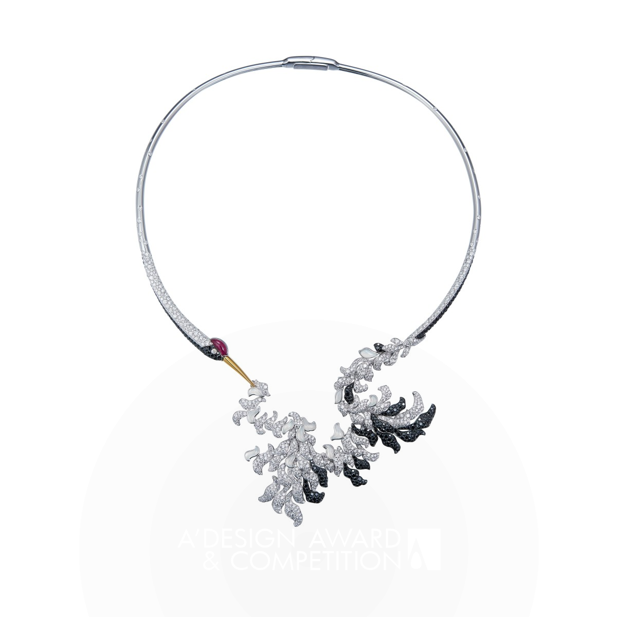 Dancing Crane Necklace  by ChuCui Golden Jewelry Design Award Winner 2022 