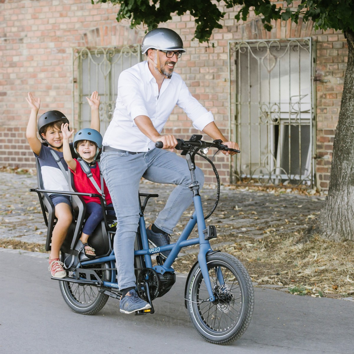 Vello Sub Smart Utility Bike by Valentin Vodev Silver Bicycle Design Award Winner 2023 