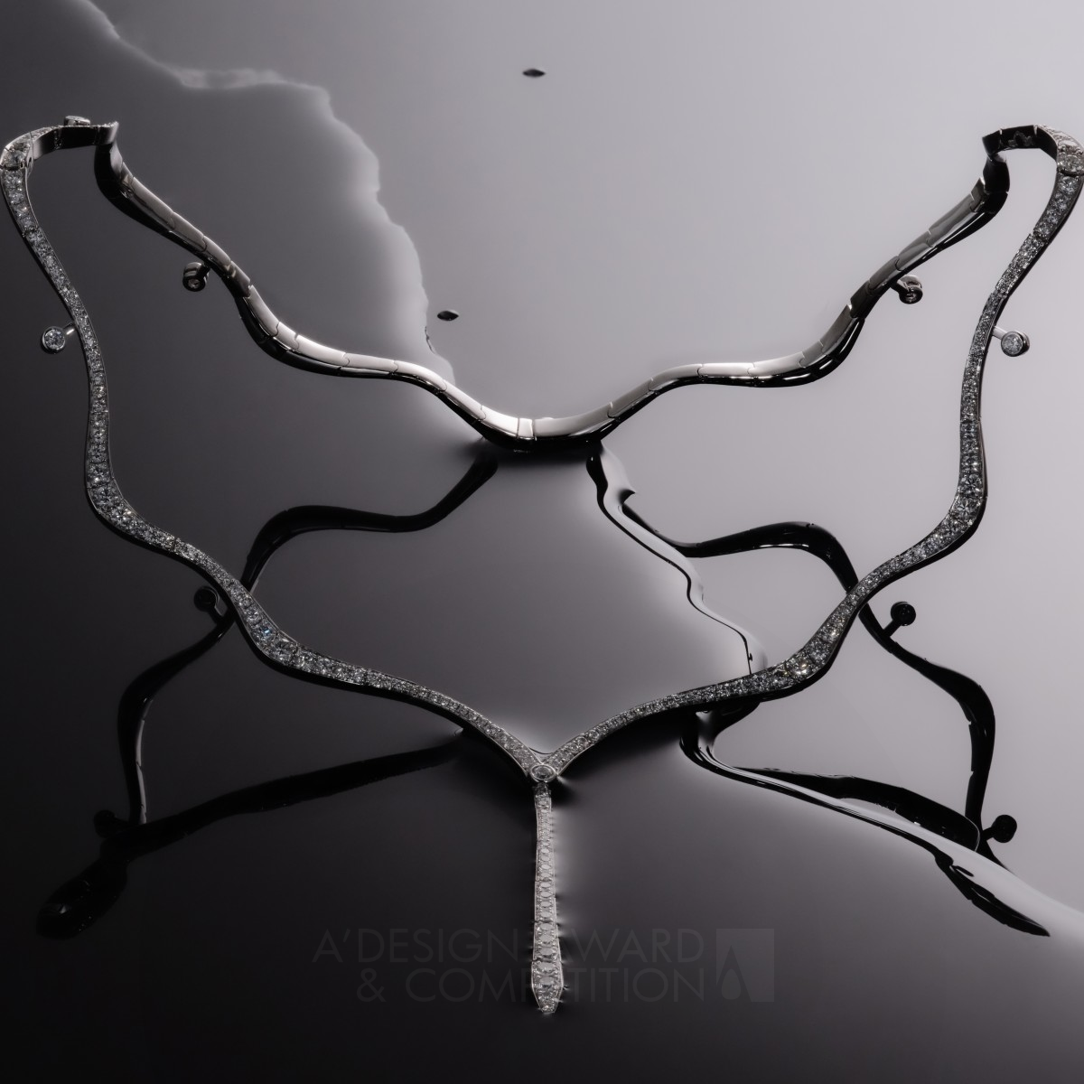 Midnight Tide Necklace by Elinn Yi Fang Silver Jewelry Design Award Winner 2023 