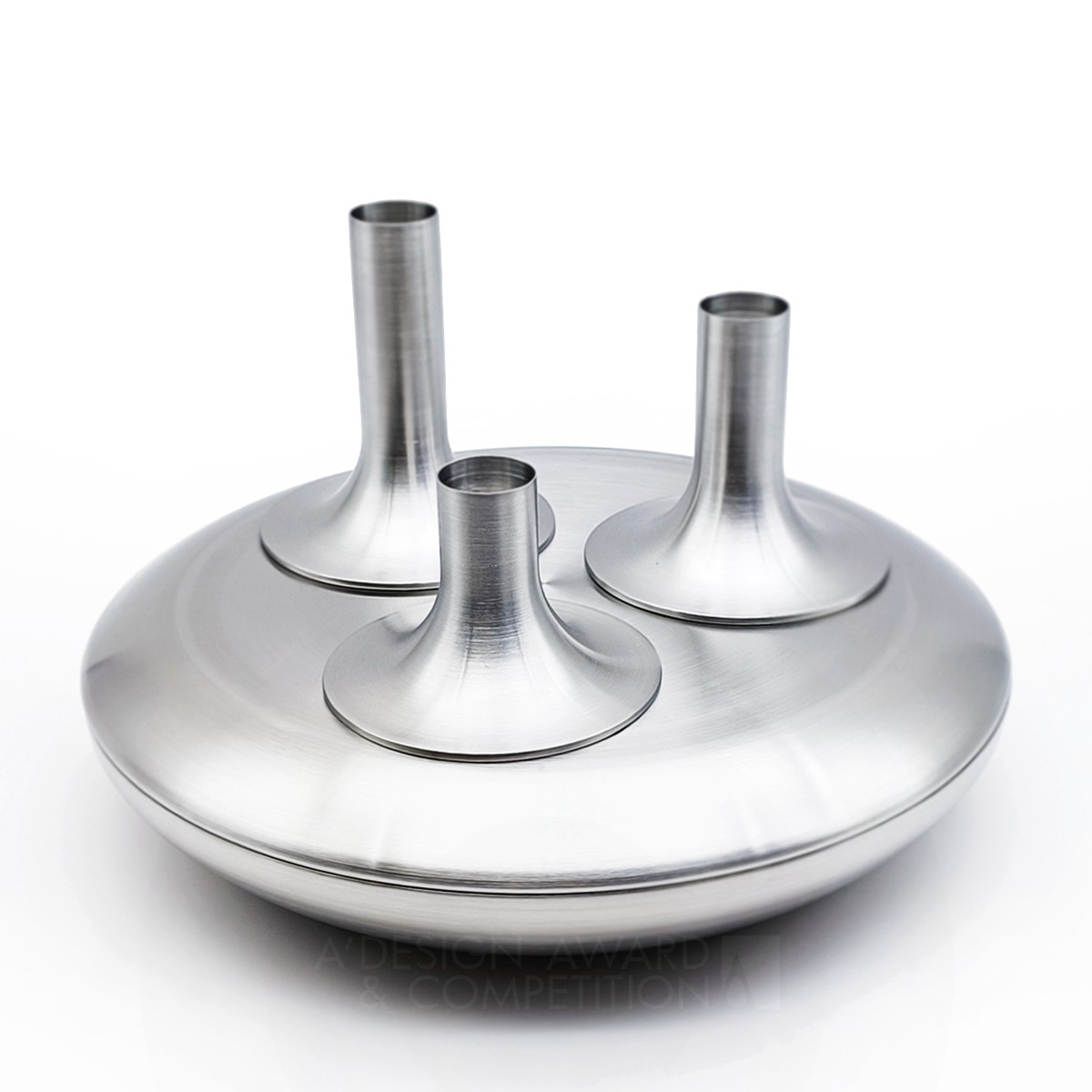 Utospace Stainless Steel Candleholder Set by Irene Yeung Iron Homeware Design Award Winner 2023 