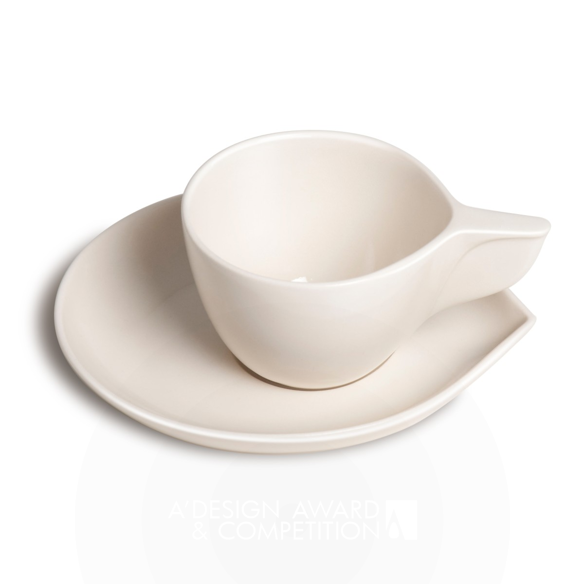 Cappuccino set Porcelain cup and saucer by Etienne Carignan Silver Bakeware, Tableware, Drinkware and Cookware Design Award Winner 2011 