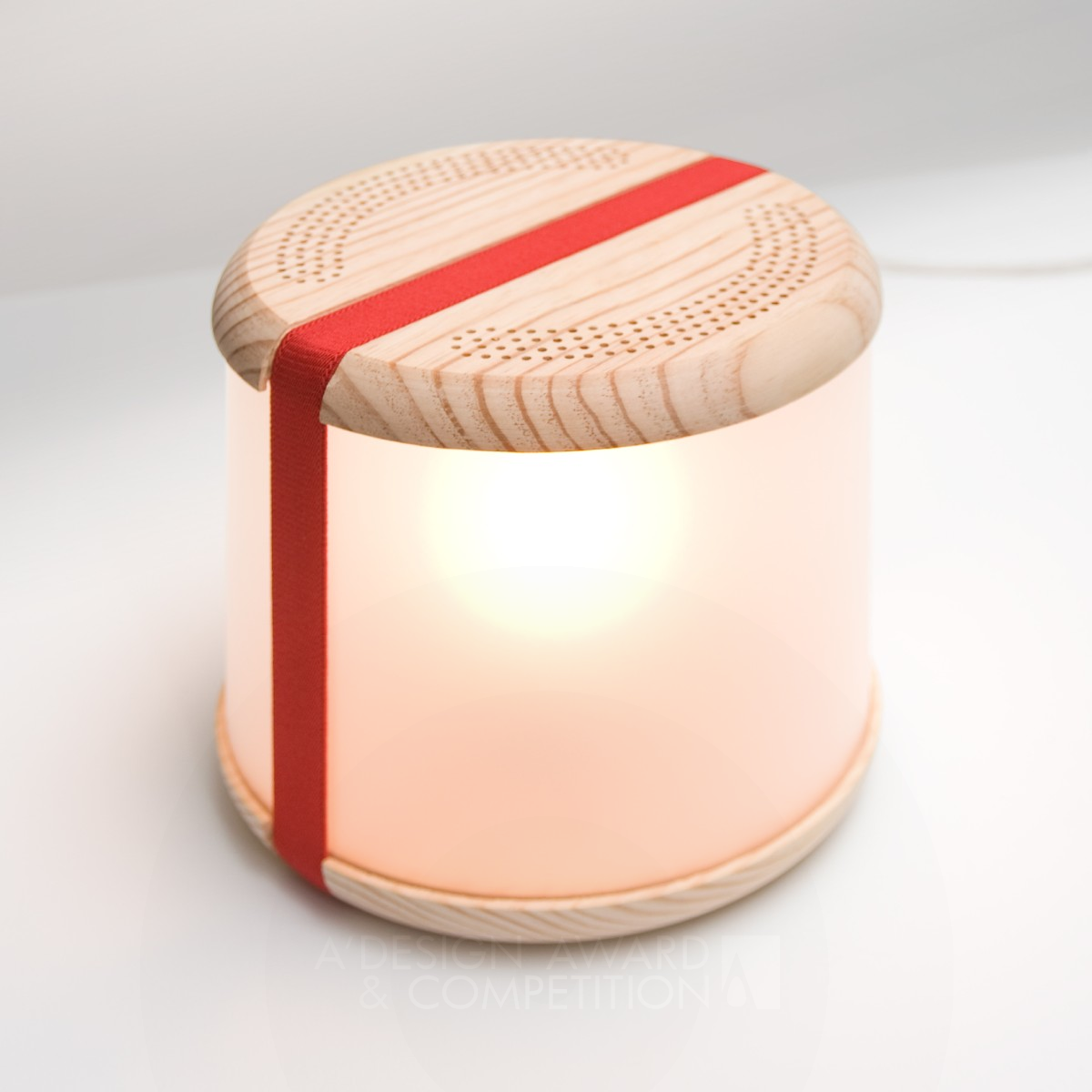 Tako Lamp by Maurizio Capannesi Golden Lighting Products and Fixtures Design Award Winner 2013 