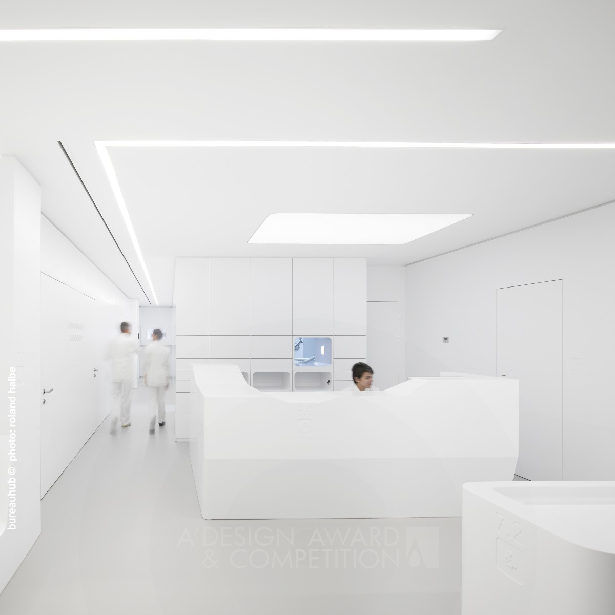 White Space Orthodontic Clinic by Tobias Hegemann & Chiara Baccarini for Bureauhub Golden Interior Space and Exhibition Design Award Winner 2013 