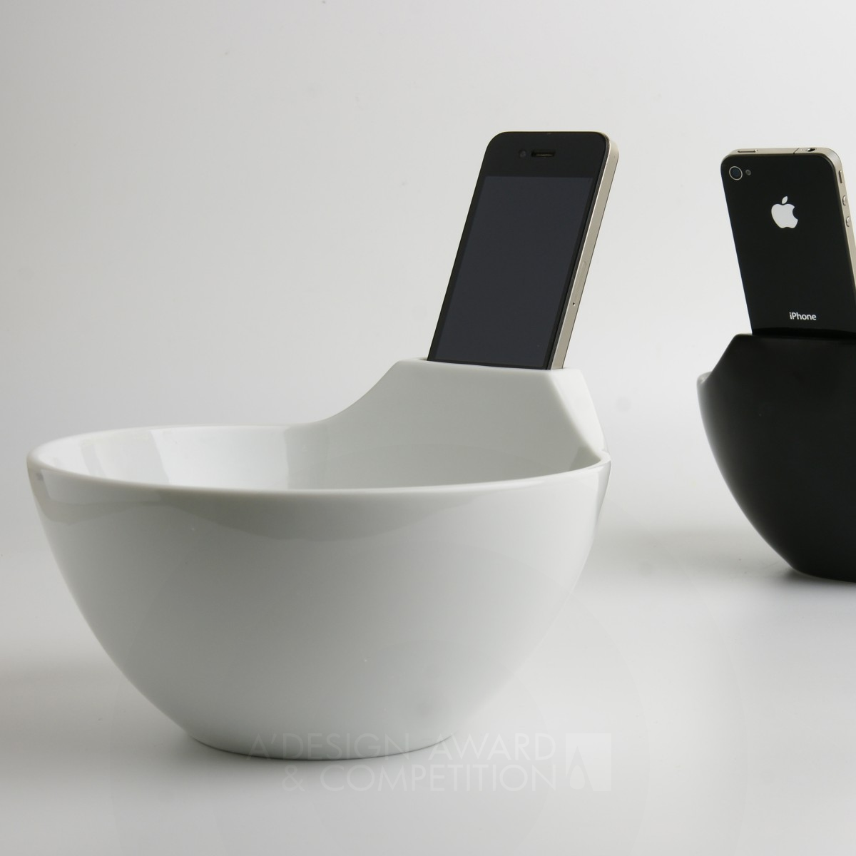 Anti-Loneliness Ramen Bowl Ramen Bowl by Daisuke Nagatomo & Minnie Jan Golden Furniture Design Award Winner 2014 