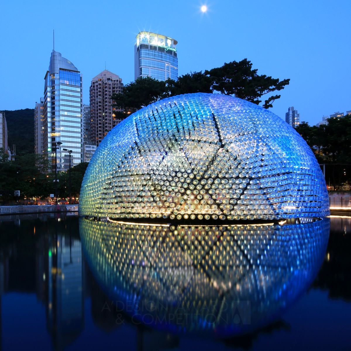 Rising Moon Pavilion by Daydreamers Design Platinum Architecture, Building and Structure Design Award Winner 2014 