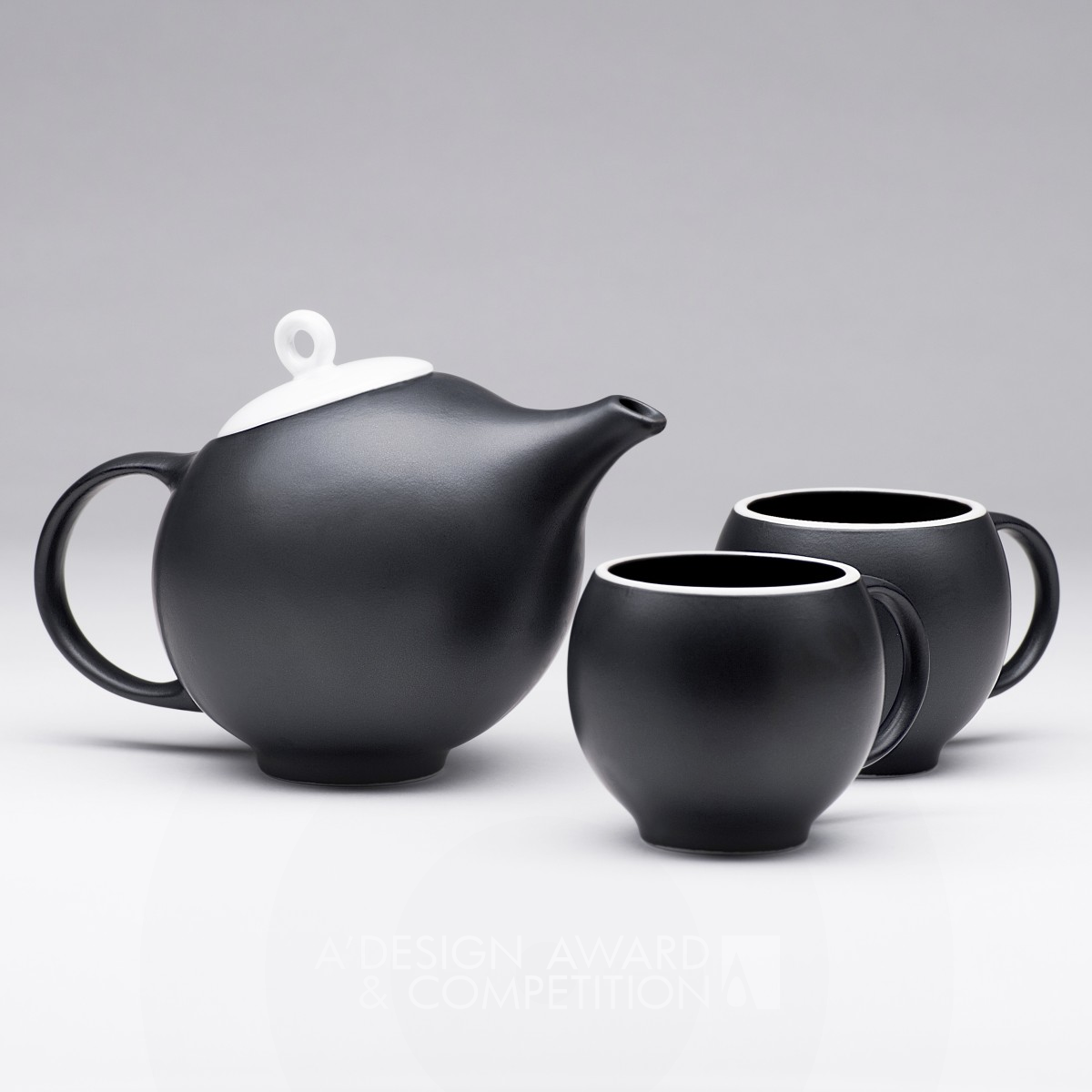 EVA tea set Teapot and teacups by Maia Ming Fong Golden Bakeware, Tableware, Drinkware and Cookware Design Award Winner 2014 