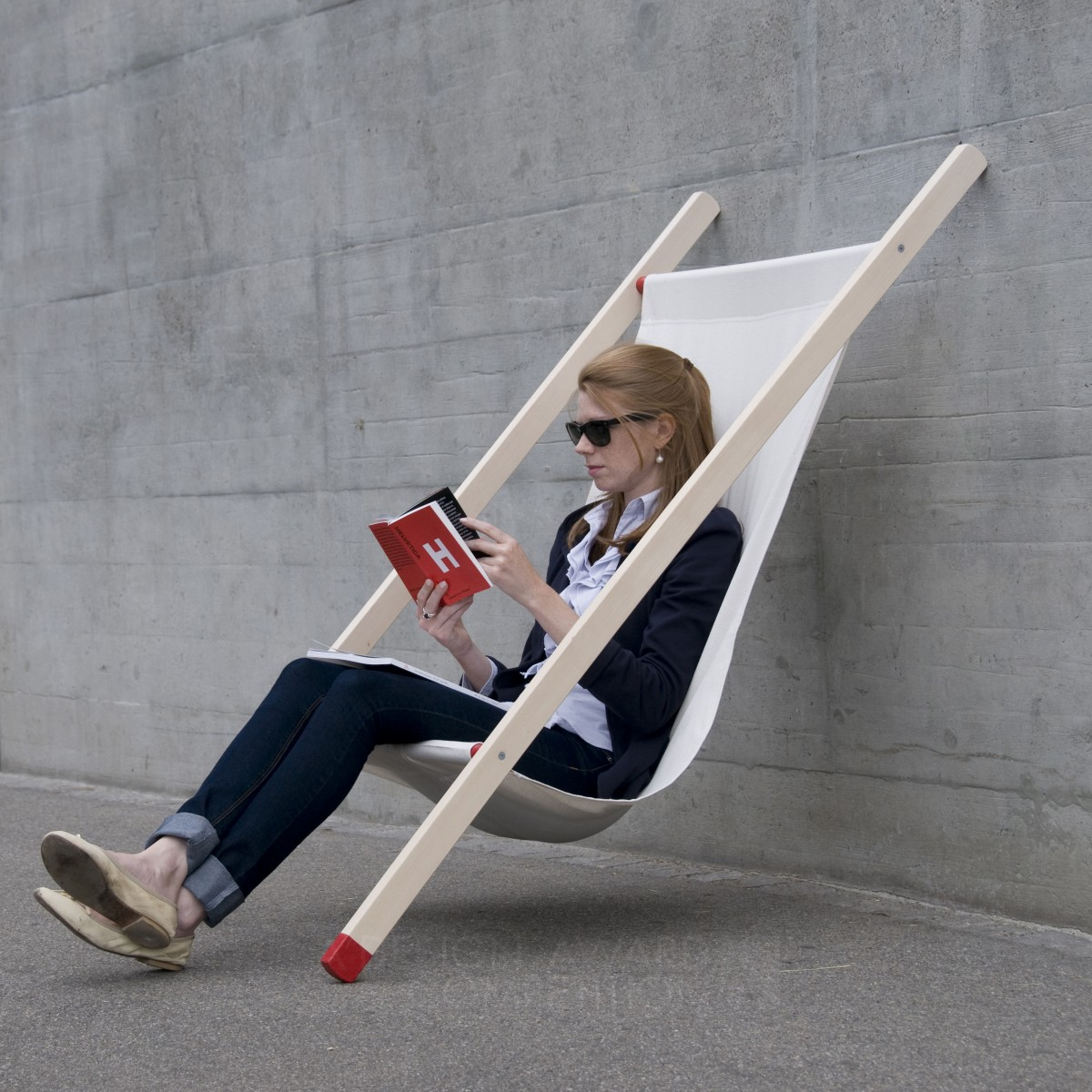 Curt deck chair Lean on chair by BERNHARD | BURKARD Silver Furniture Design Award Winner 2014 