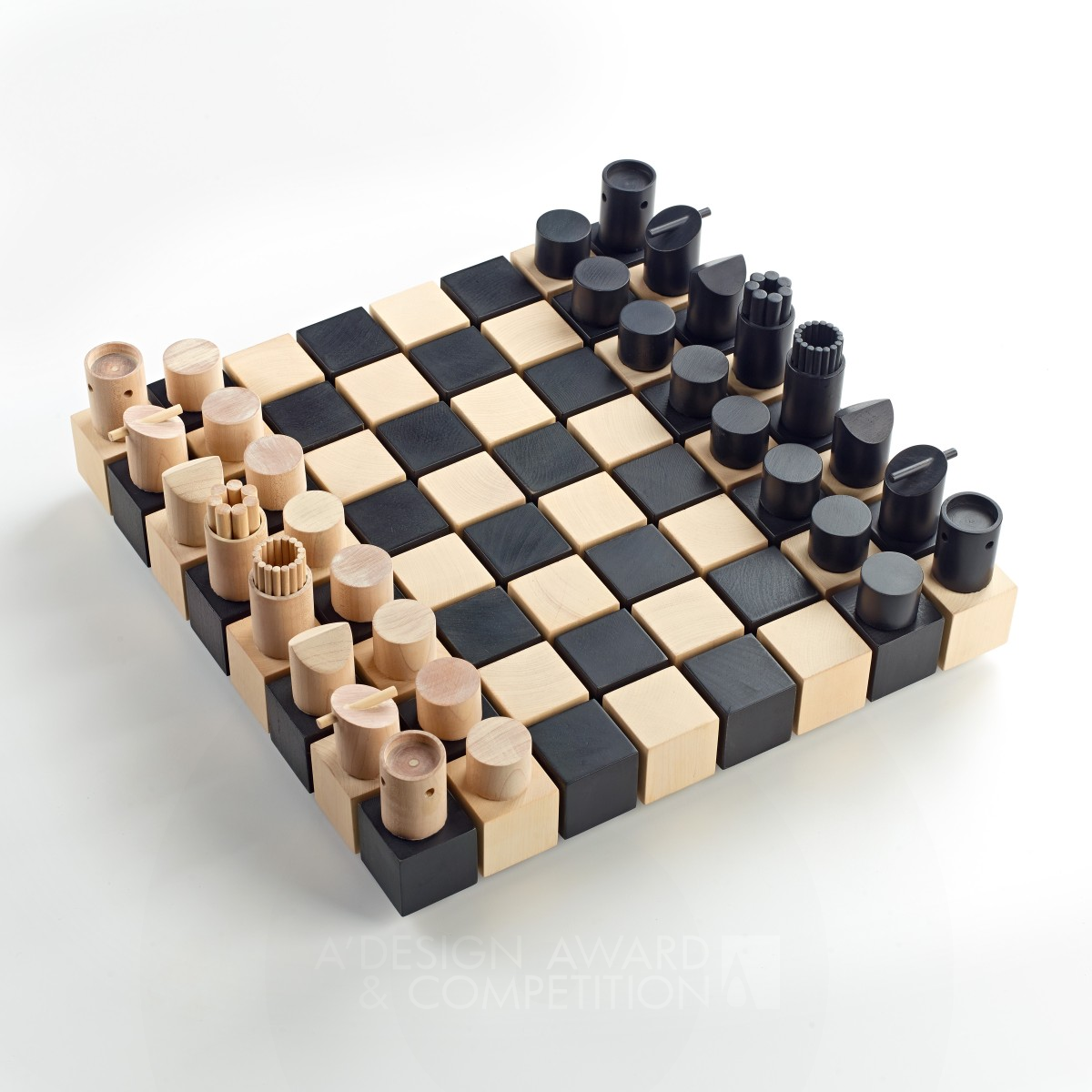 Chesset Chess set by Duval Patterson Golden Toys, Games and Hobby Products Design Award Winner 2015 