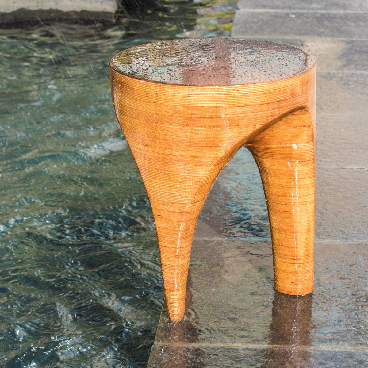 Contrapposto Side Table by Steven Avis & Xiaoqing Sun & Qian Yang Iron Fine Arts and Art Installation Design Award Winner 2015 