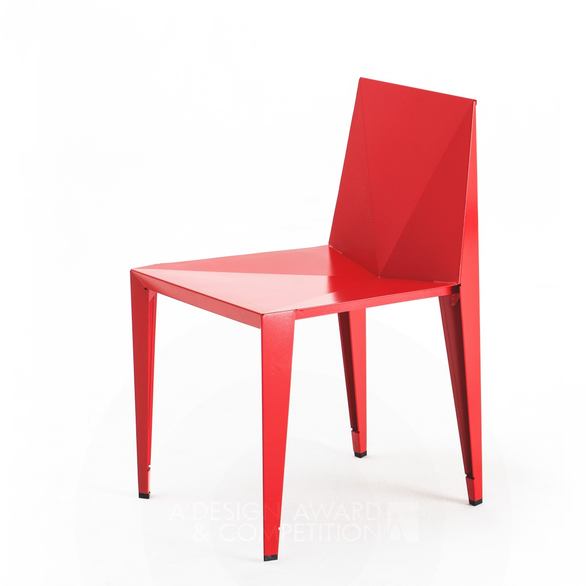 Bend Chair by Vincenzo Vinci Golden Furniture Design Award Winner 2015 