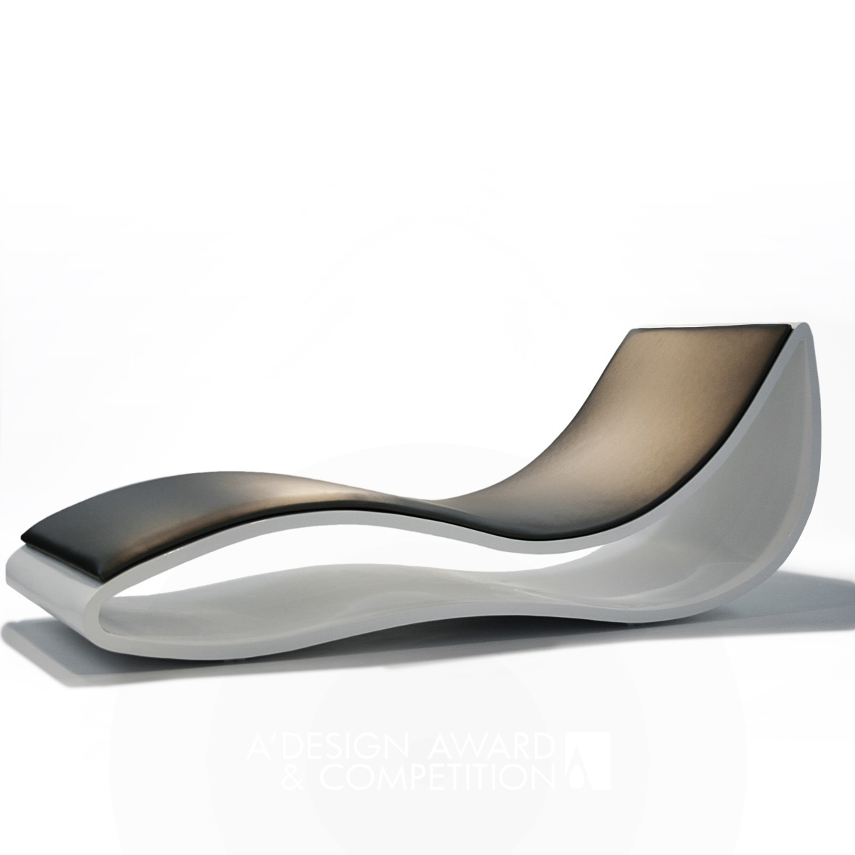 LA Chaise Longue Chaise Longue by Manel Besolí & Mercè Bosch Silver Furniture Design Award Winner 2015 