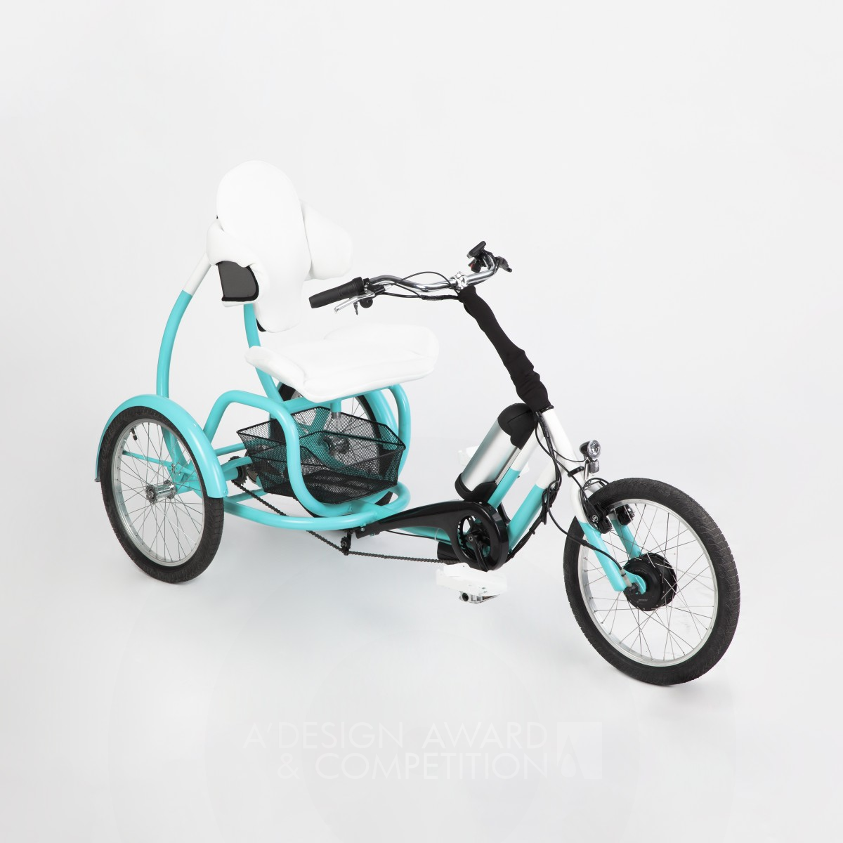 Cero Electric Tricycle by Tamás Túri Silver Vehicle, Mobility and Transportation Design Award Winner 2017 