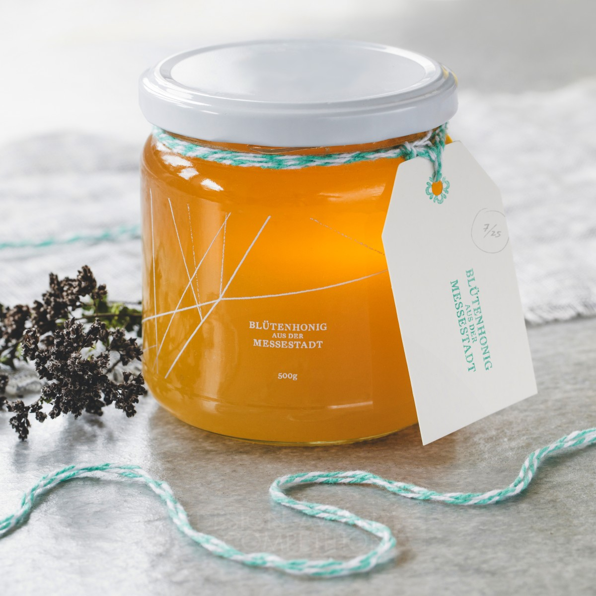 Honey of the Messestadt Packaging by Joel Derksen Silver Packaging Design Award Winner 2018 