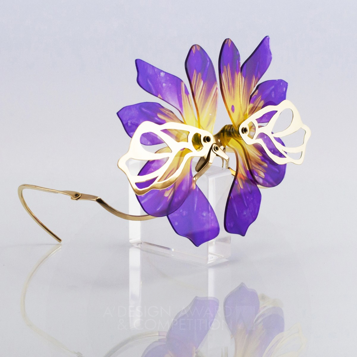 Blooming Folding Eyewear by Sonja Iglic Golden Jewelry Design Award Winner 2018 