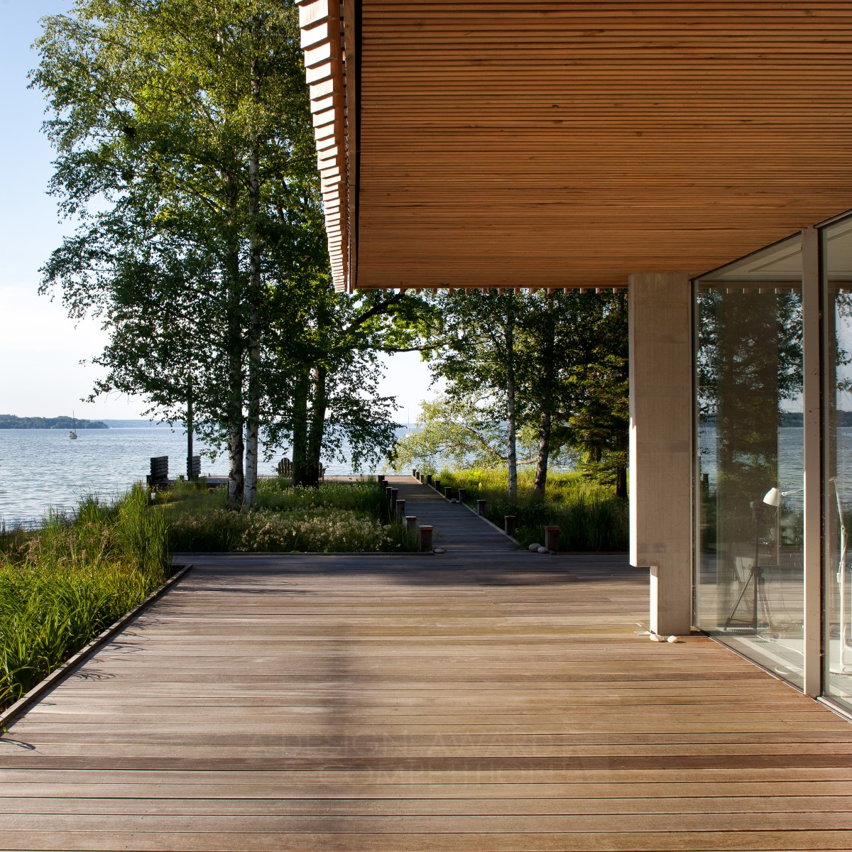 Lakeside Living House and Garden by Stephan Maria Lang Bronze Architecture, Building and Structure Design Award Winner 2018 