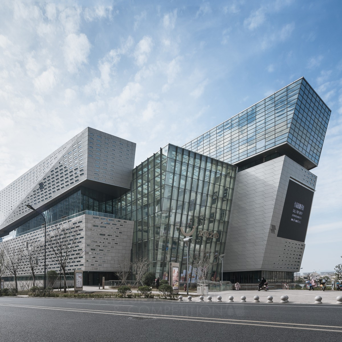 The Heart of Yiwu Shopping mall by Aedas Golden Architecture, Building and Structure Design Award Winner 2018 