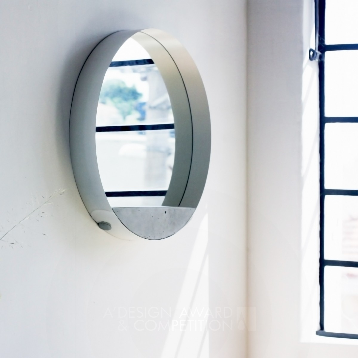 Loop Mirror by Estudio Parrado Silver Furniture Design Award Winner 2018 