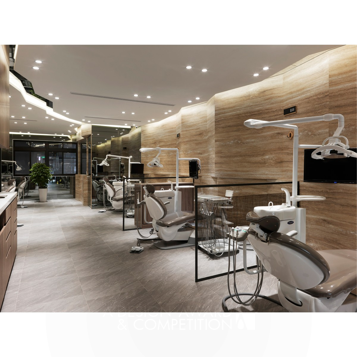 Stratum Clinic by Peter Cheng and Sam Tsai Silver Interior Space and Exhibition Design Award Winner 2019 