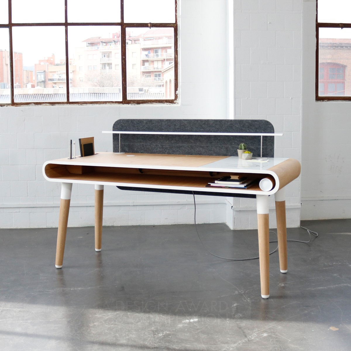 Eget Desk by Adrian Soldado Cid and Paula Terra Bosch Silver Furniture Design Award Winner 2019 