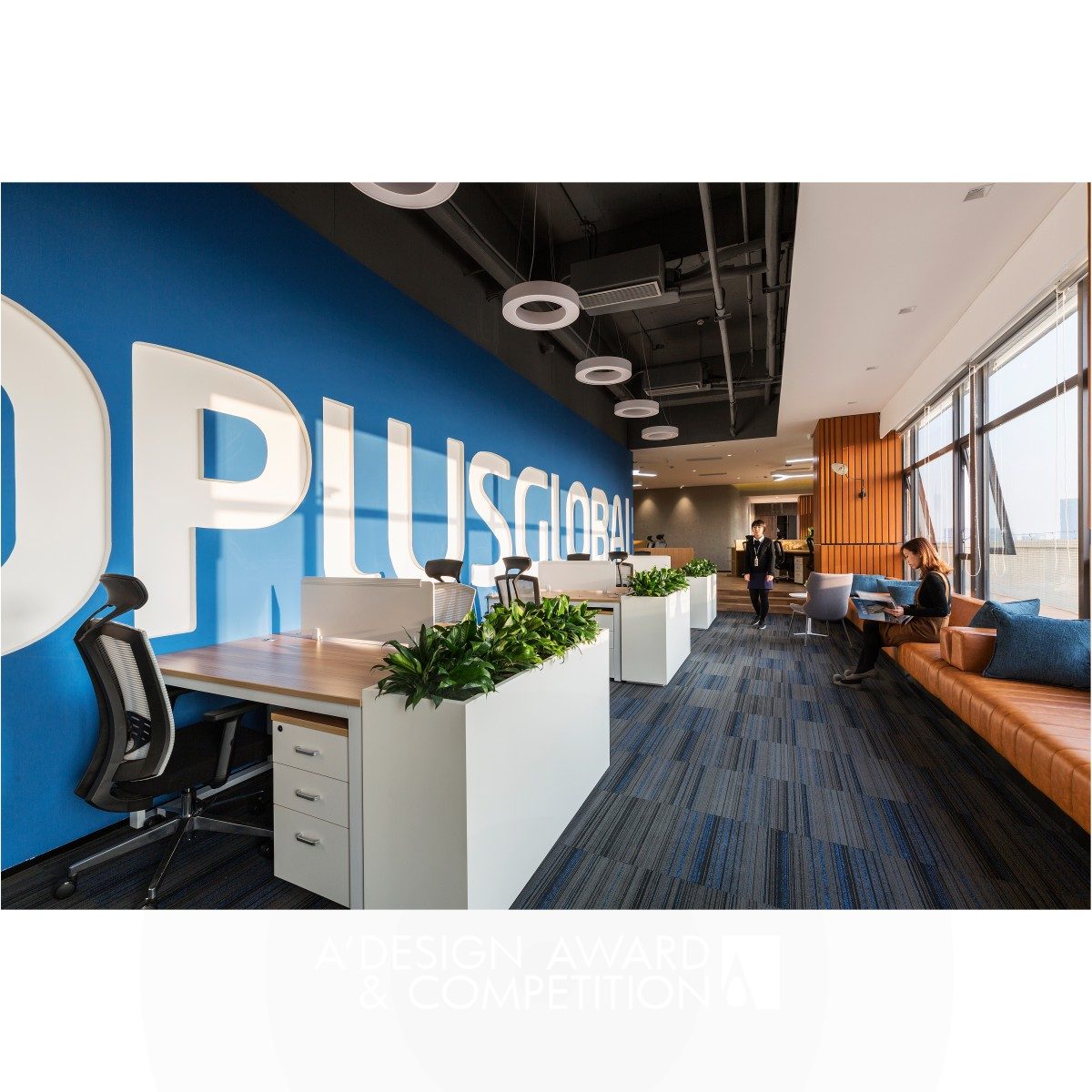 Dplus 0ffice Workspace by Shenzhen Yixiang Space Design Co. Ltd. Silver Interior Space and Exhibition Design Award Winner 2019 