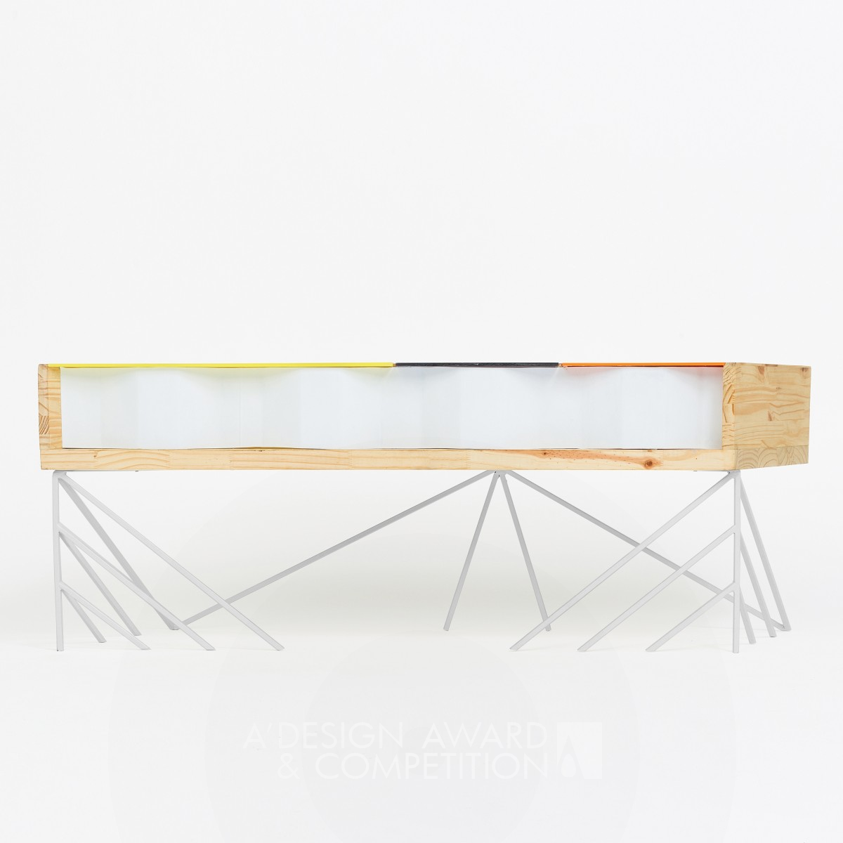 Torochi Rack by Romulo Teixeira and Cintia Miyahira Bronze Furniture Design Award Winner 2019 