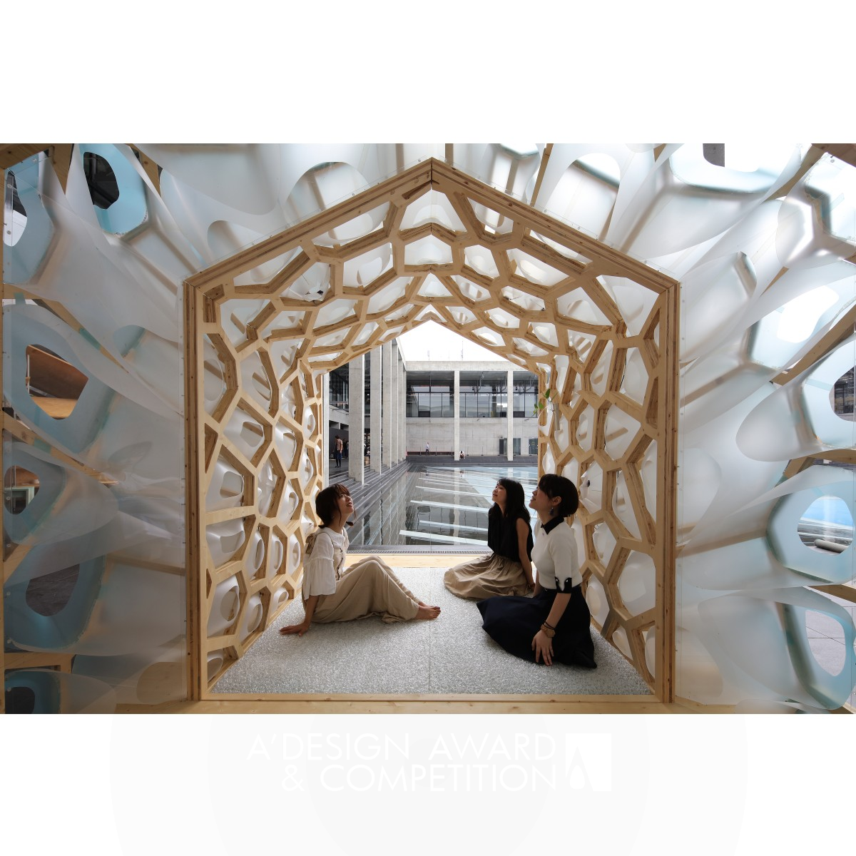 Porous Manifold Japanese Tearoom by Ryumei Fujiki and Yukiko Sato Silver Fine Arts and Art Installation Design Award Winner 2019 