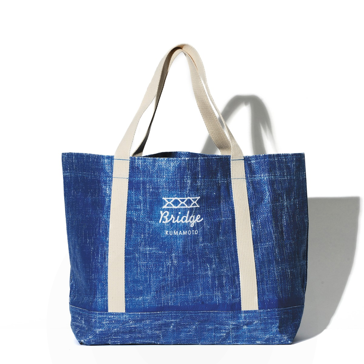 Blue Seed Bag Bag by Katsuaki Sato Bronze Sustainable Products, Projects and Green Design Award Winner 2019 