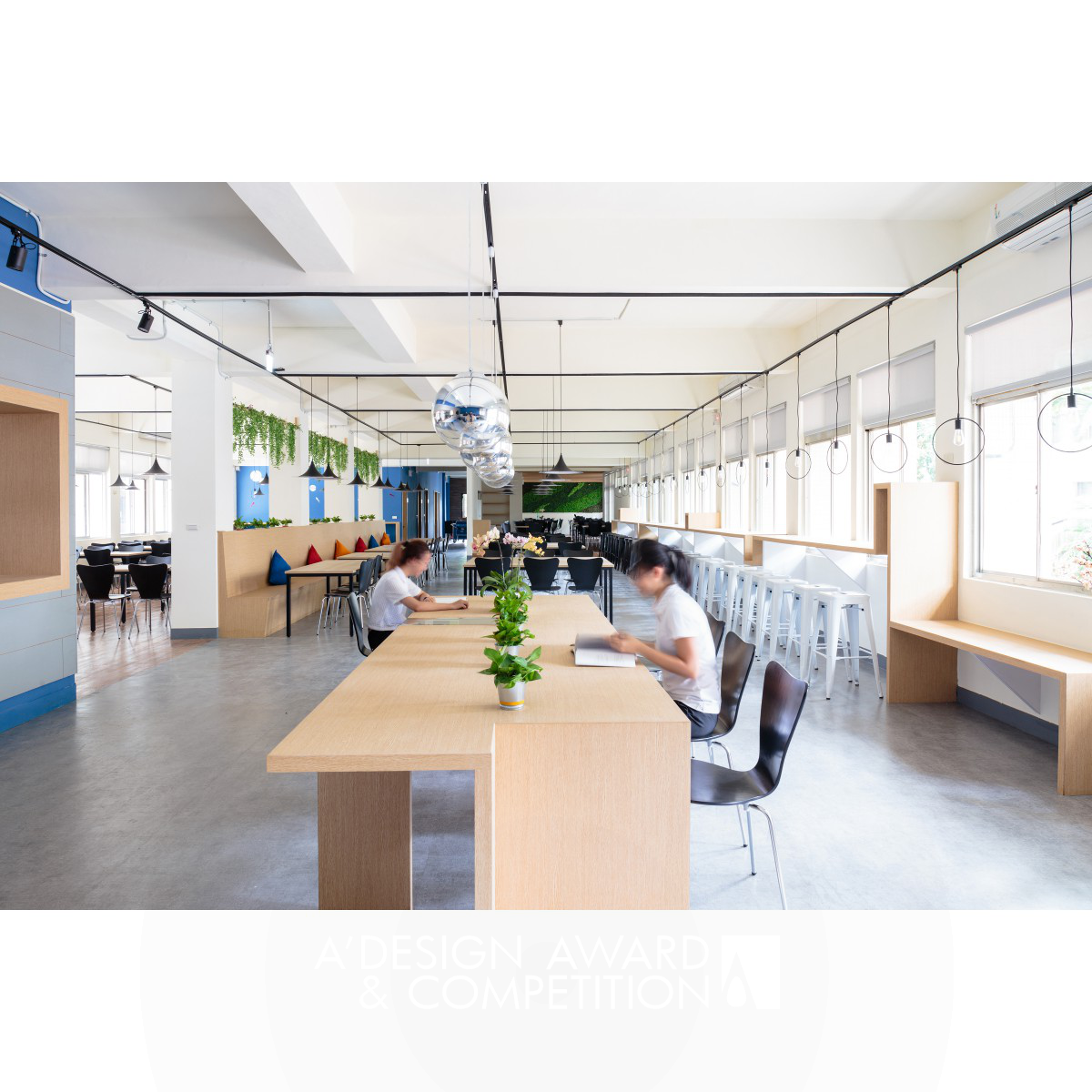 The New Moment Cafeteria by Minnie Jan and Daisuke Nagatomo Iron Interior Space and Exhibition Design Award Winner 2019 