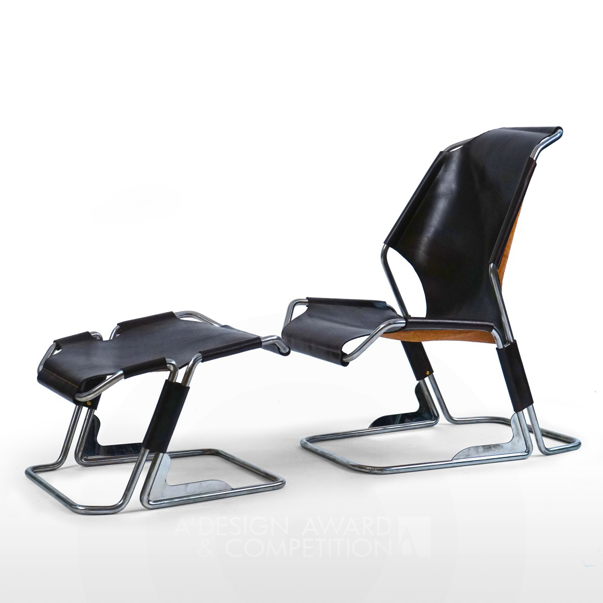 Qi Leisure Chair Comfortable To Use by Wei Jingye and Cui Yueming Iron Furniture Design Award Winner 2020 
