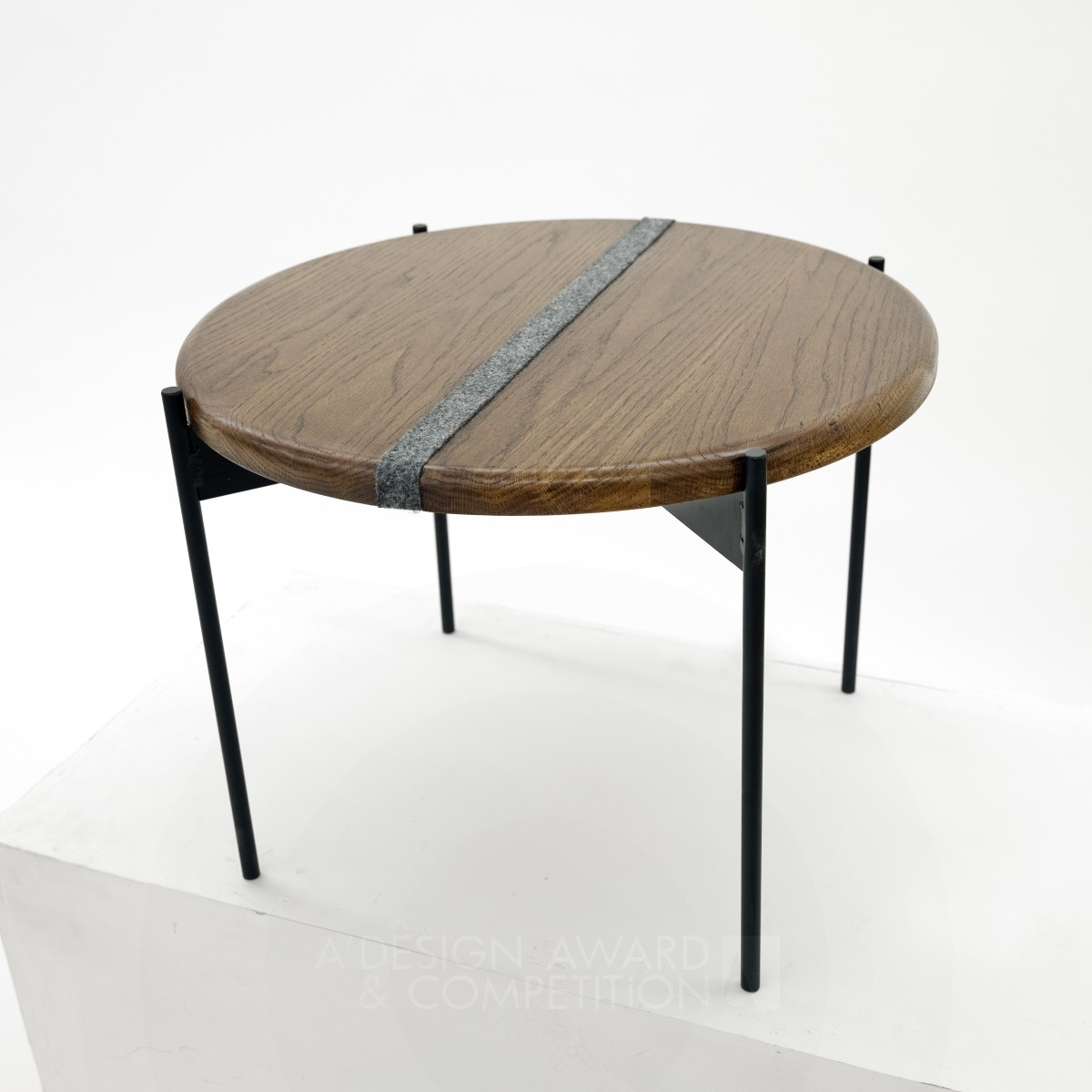 Espresso Table Coffee Table by Dongjoo Jung Iron Furniture Design Award Winner 2019 