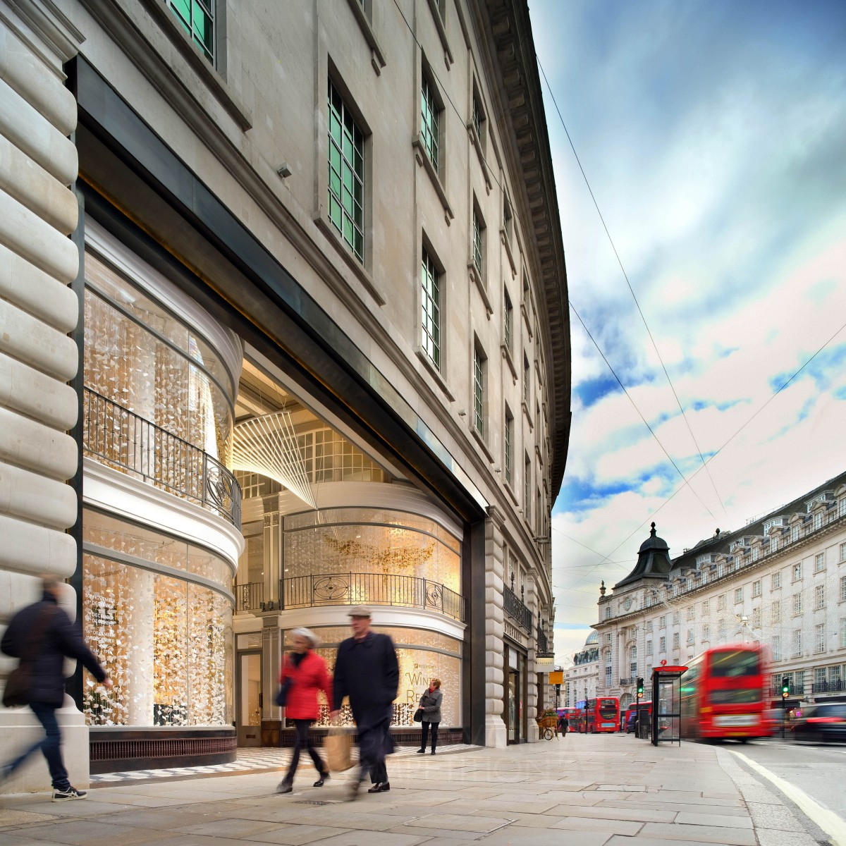 Quadrant Arcade Public Realm by Cehao Yu Golden Lighting Products and Fixtures Design Award Winner 2020 