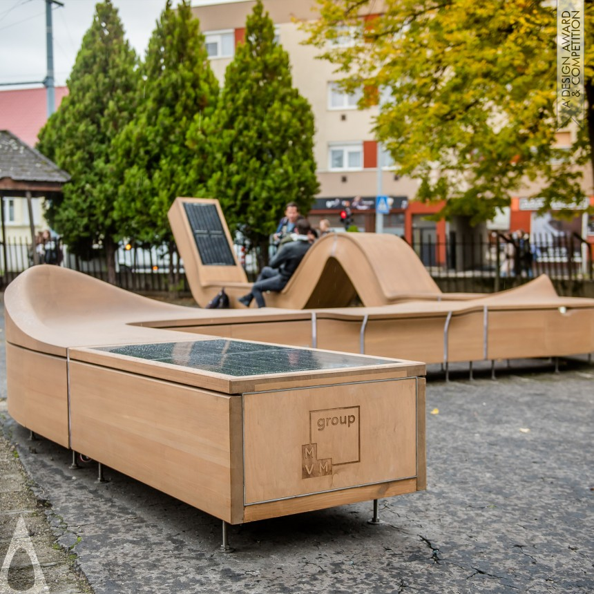 Fluid Cube and Snake - Platinum Street Furniture Design Award Winner