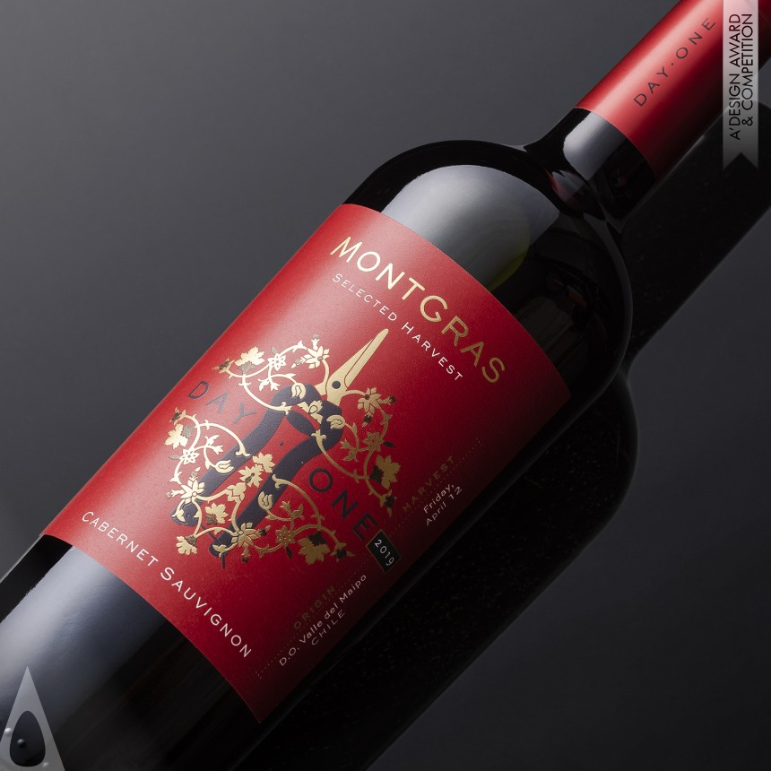 Silver Packaging Design Award Winner 2021 Day One Wine Packaging 