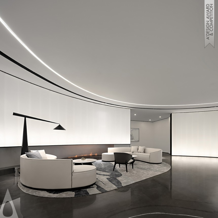 Yu Chao and Guanghui Zeng's Dexin Xianlin Zhigu Sales Center