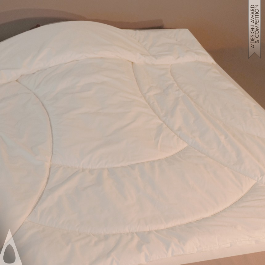 Yao Lu's Lazygoose’s Kickproof Quilt