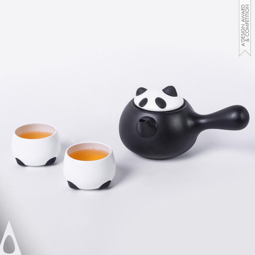 Iron Bakeware, Tableware, Drinkware and Cookware Design Award Winner 2021 The Panda Themed Tea Set 