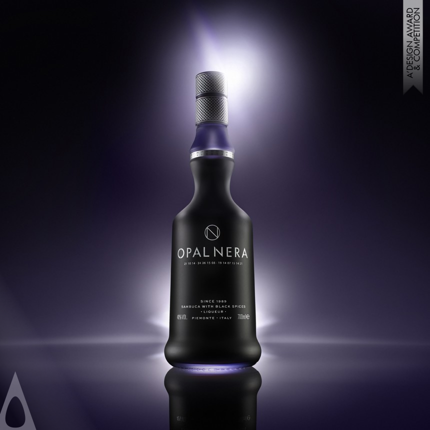 Bottle in the Dark designed by Pierluigi Fossa