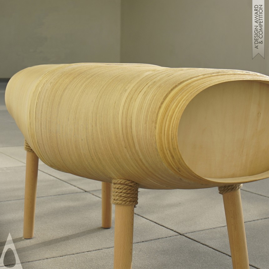 Bronze Furniture Design Award Winner 2021 GanDan Bench 