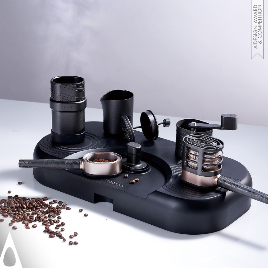 Golden Bakeware, Tableware, Drinkware and Cookware Design Award Winner 2022 La Espresso Espresso Maker for Travel 