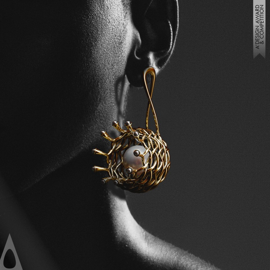 Masoud Serati Nouri's Essence Earring