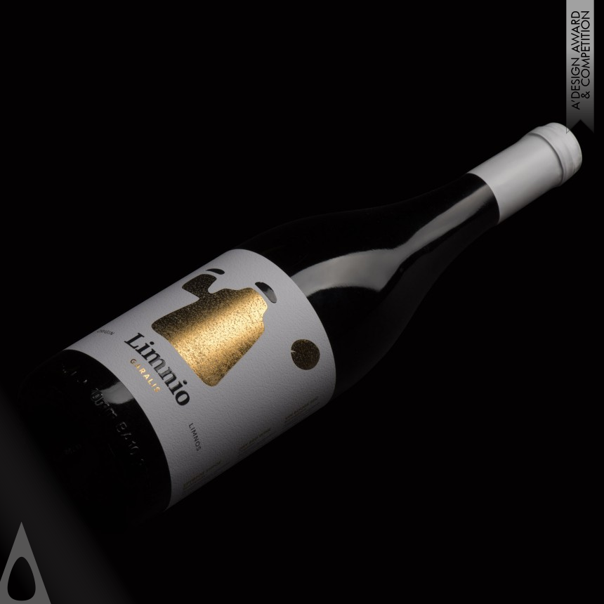 Garalis Muscat Limnio - Silver Packaging Design Award Winner