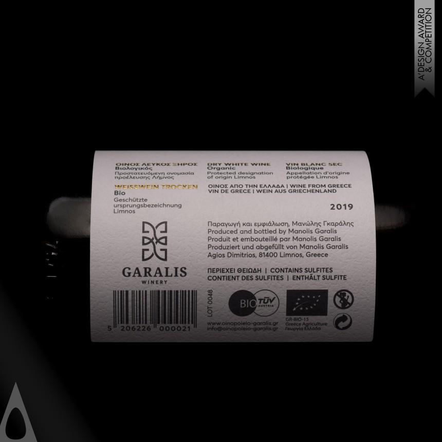 Manos Siganos's Garalis Muscat Limnio Wine Packaging