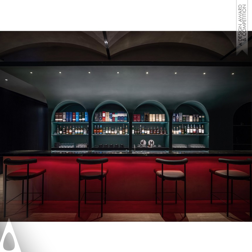 Shineng Wei's WM Coffee Whisky Bar